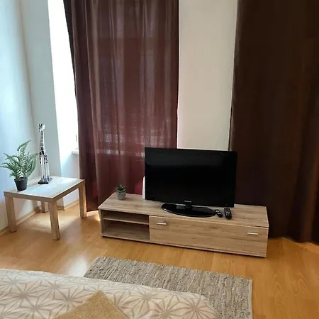 Dh Duomo Iv דירה *